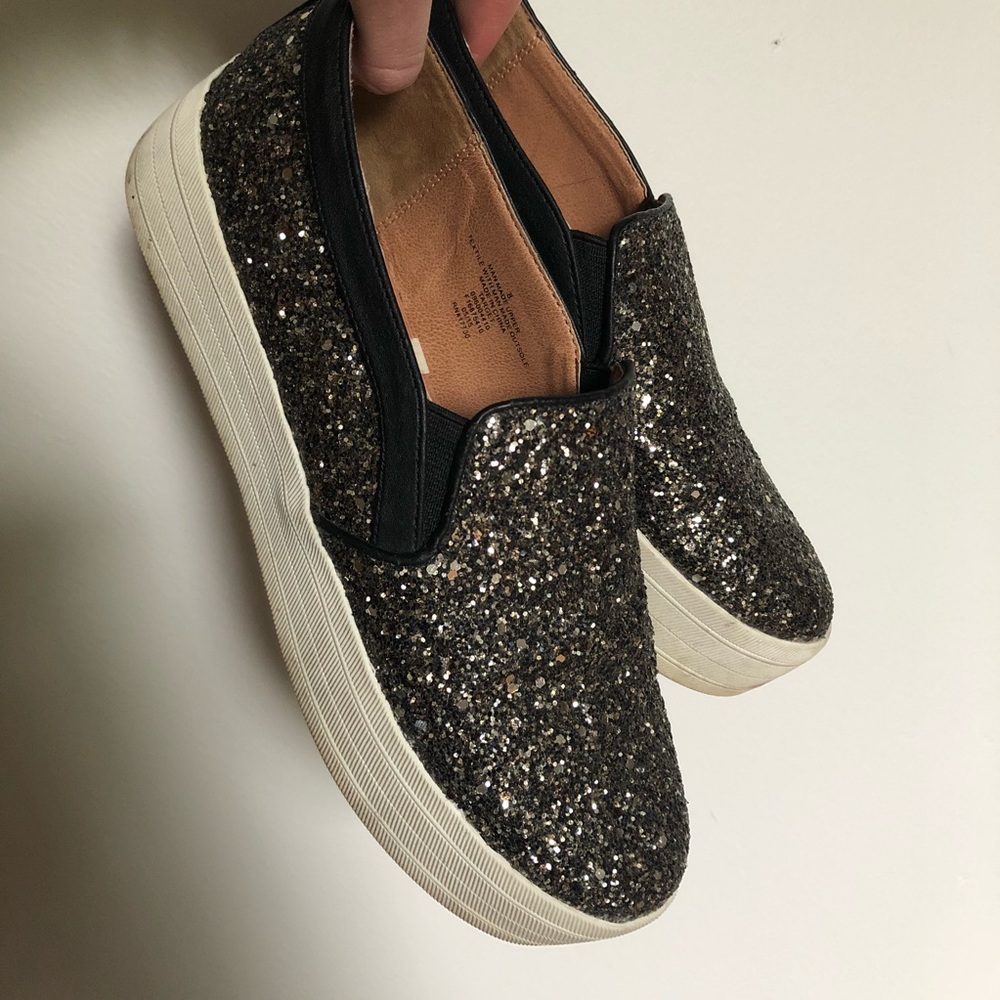 MOVING SALE 🌺Glitter platform slip on shoes
